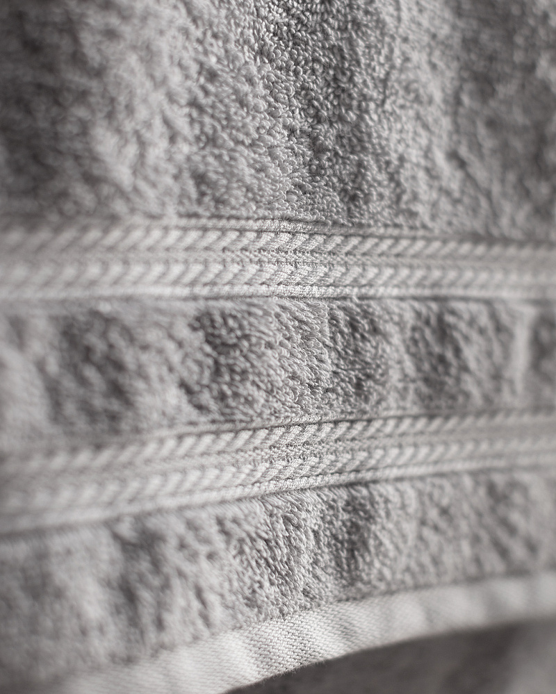 Банное полотенце Ryella Armure Hotel Collection 80x150 см. - серое